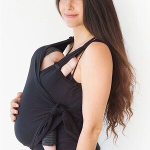 Nesting Days Baby Wrap Carrier Top size small